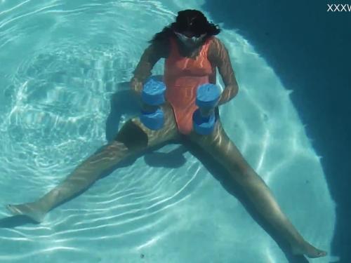 Underwater gymnastics with micha