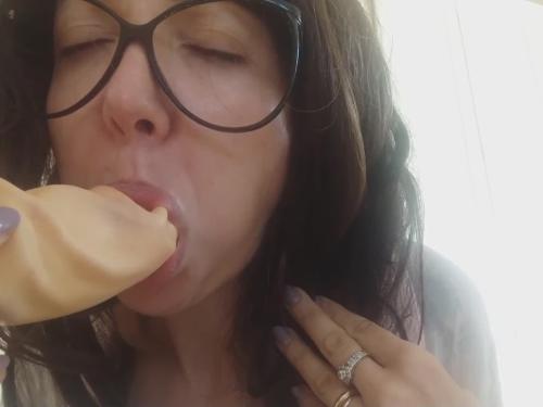 The misadventures and blackmail obtained from her brother-in-law: while masturbating for you monia informed in person