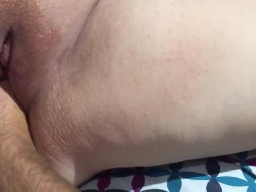 Husband fisting wife hot pussy